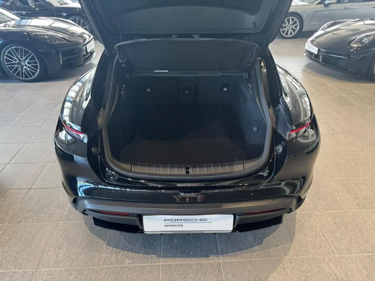 Porsche Taycan Cross Turismo usata a Firenze (5)