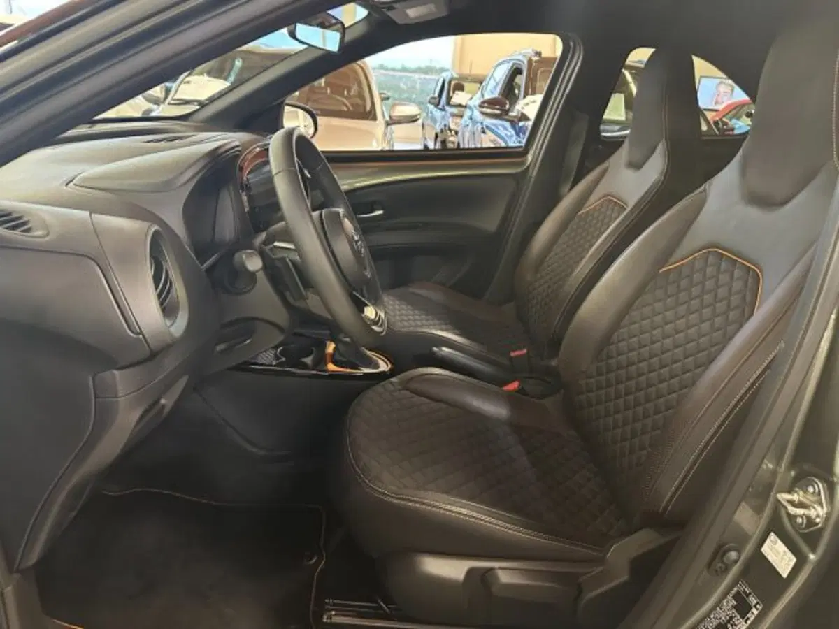 Toyota Aygo X usata a Vicenza (7)