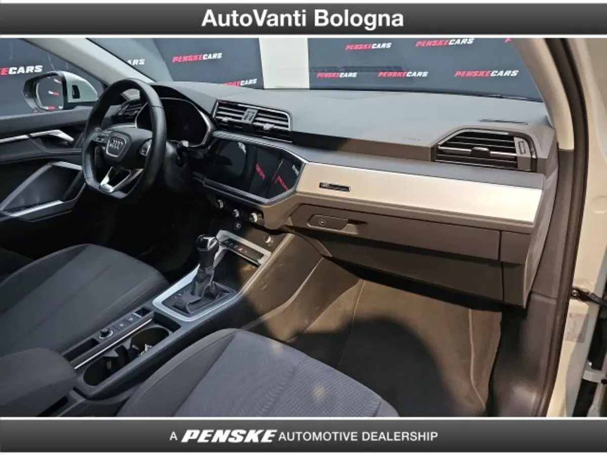 Audi Q3 Sportback usata a Bologna (15)