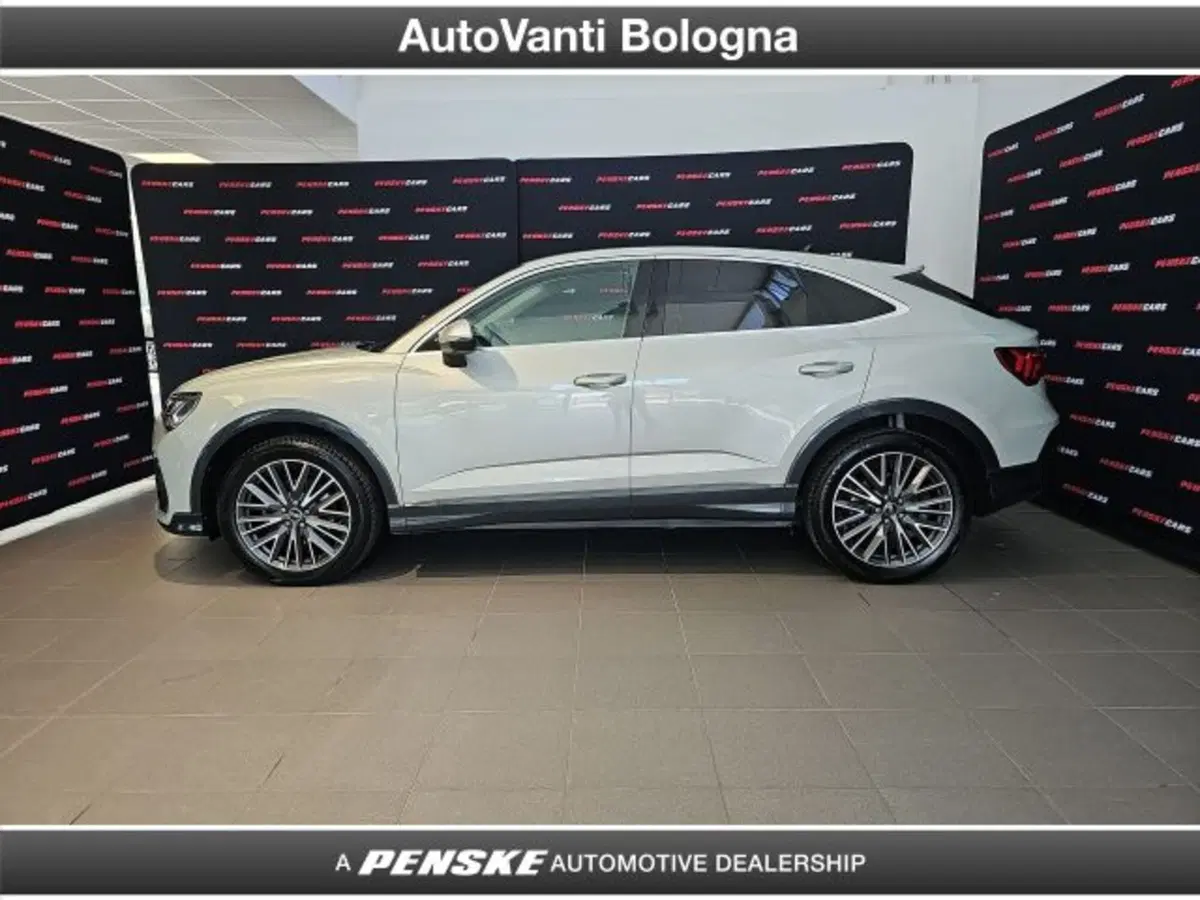 Audi Q3 Sportback usata a Bologna (2)