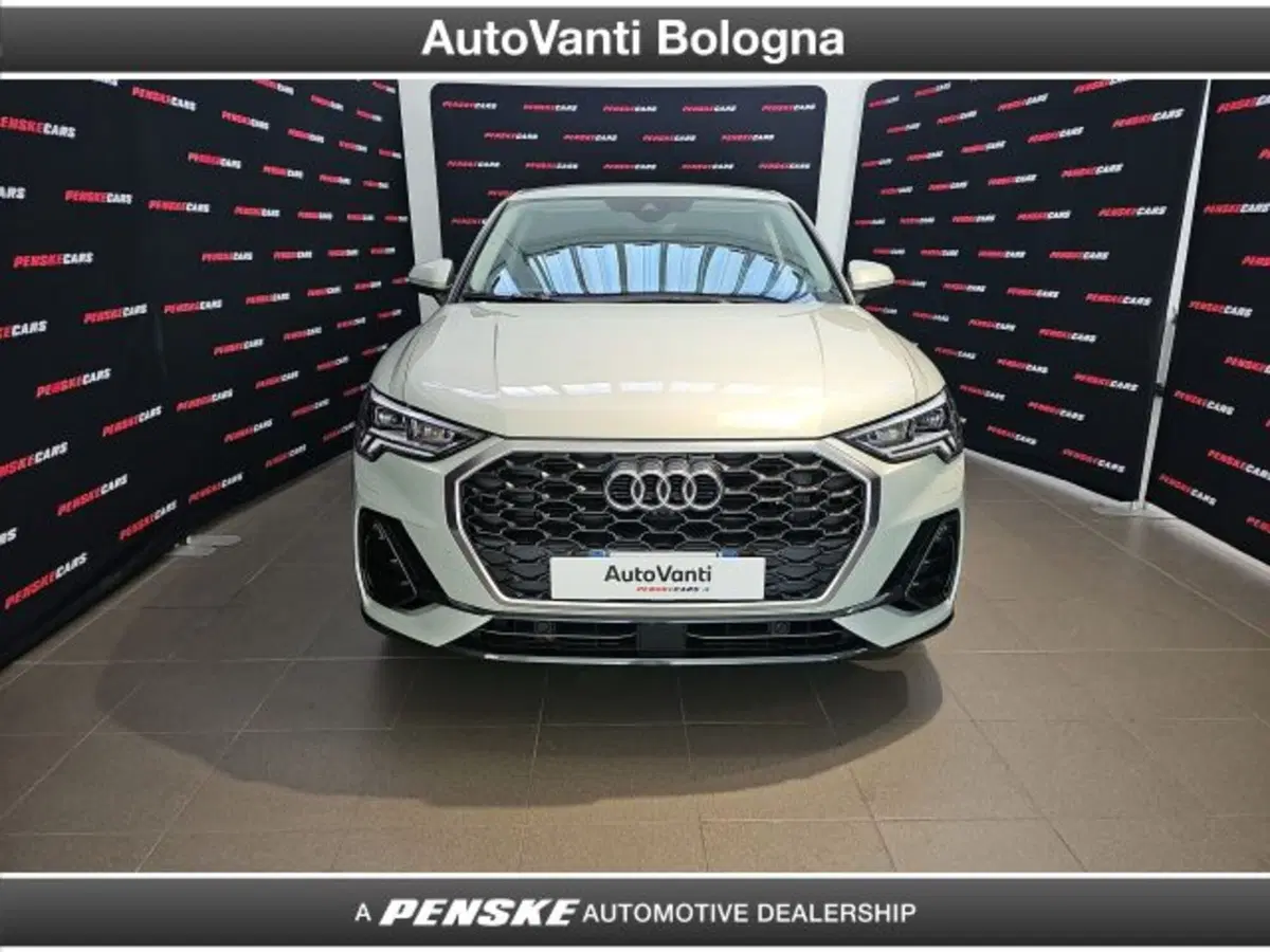 Audi Q3 Sportback usata a Bologna (7)