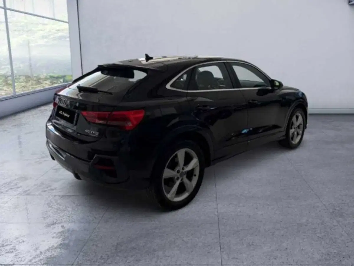 Audi Q3 Sportback usata a Caltanissetta (4)