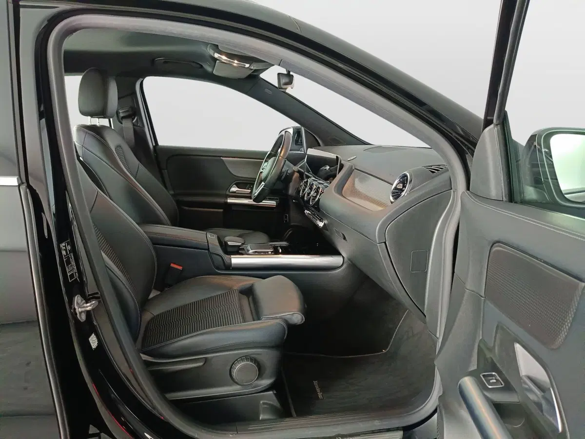 Mercedes-Benz GLA SUV usata a Ascoli Piceno (11)
