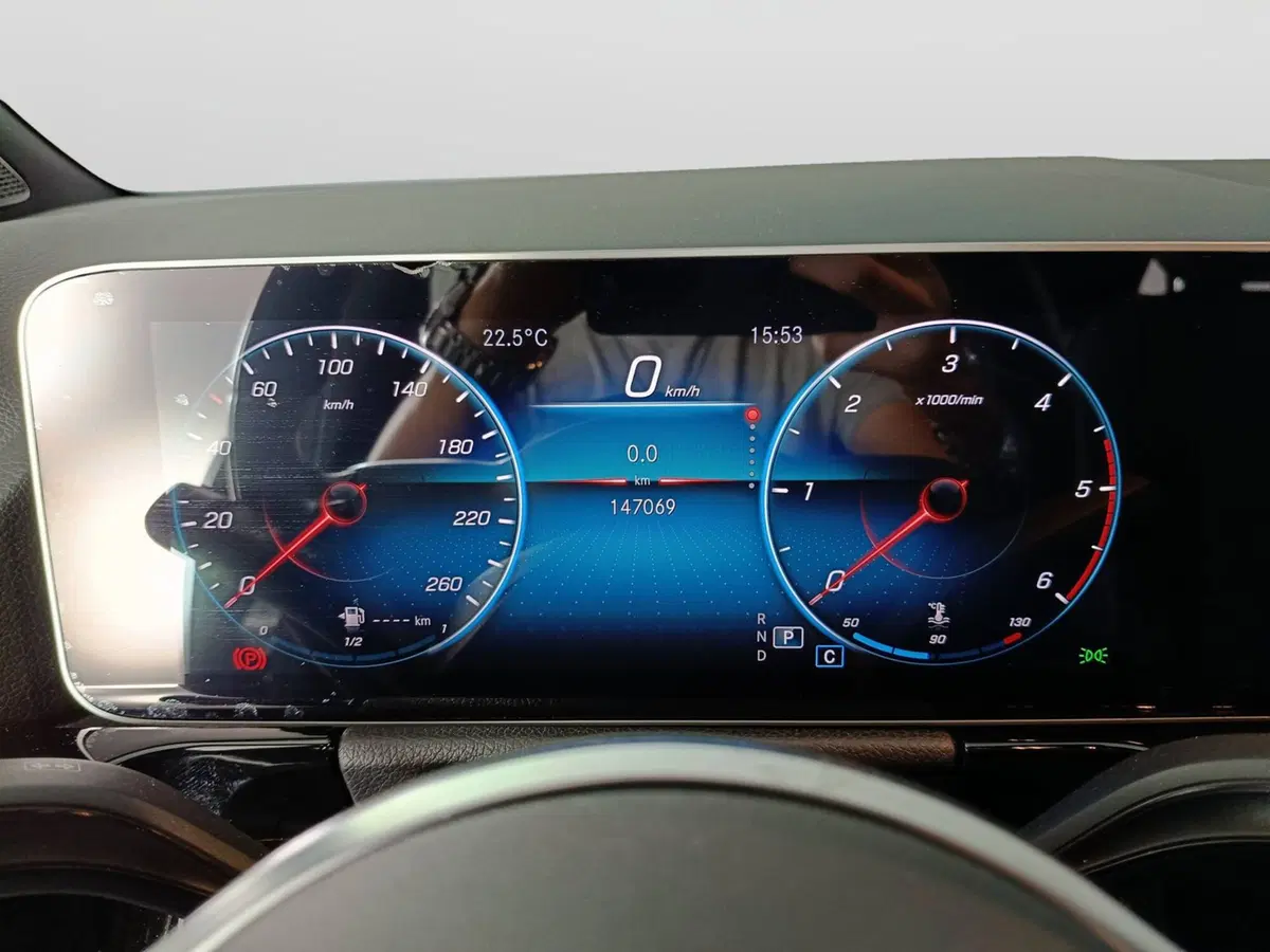 Mercedes-Benz GLA SUV usata a Ascoli Piceno (12)