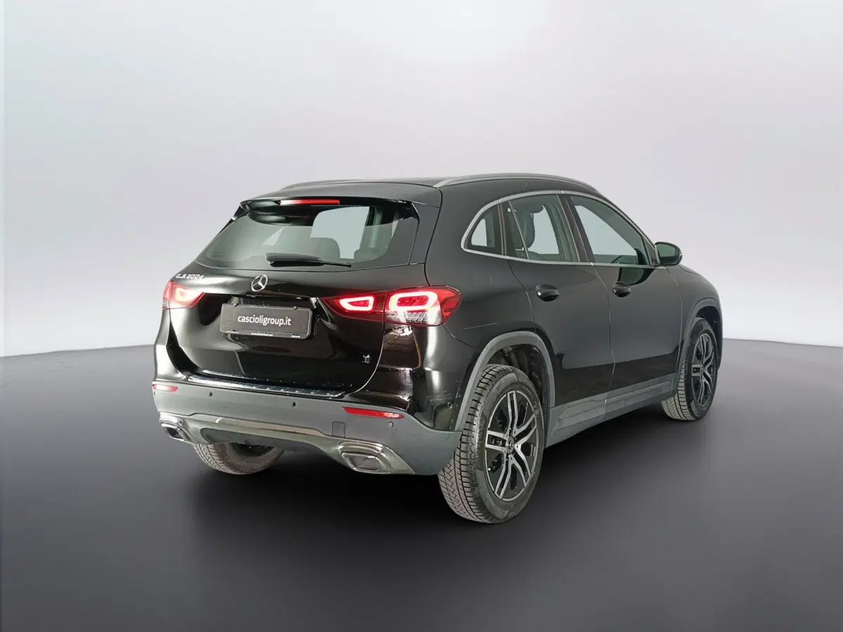 Mercedes-Benz GLA SUV usata a Ascoli Piceno (4)