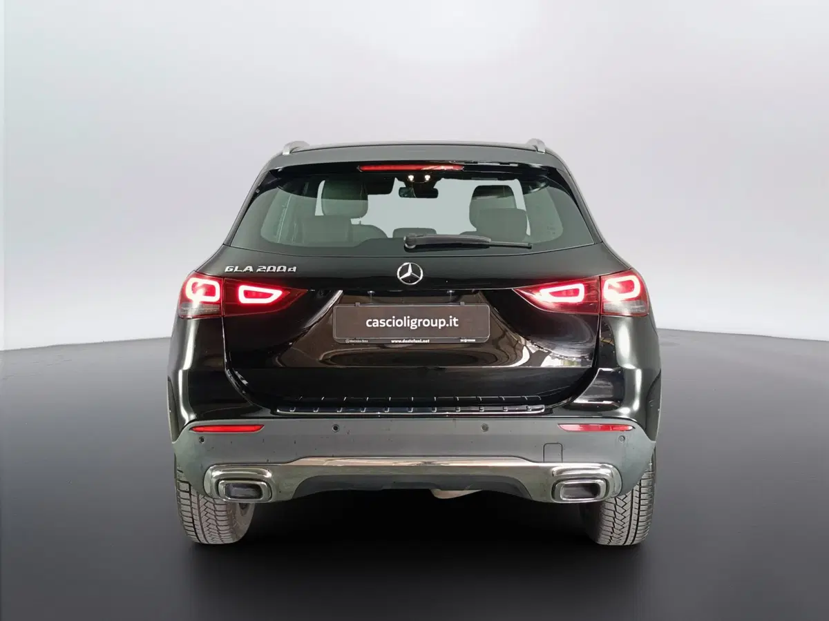 Mercedes-Benz GLA SUV usata a Ascoli Piceno (5)