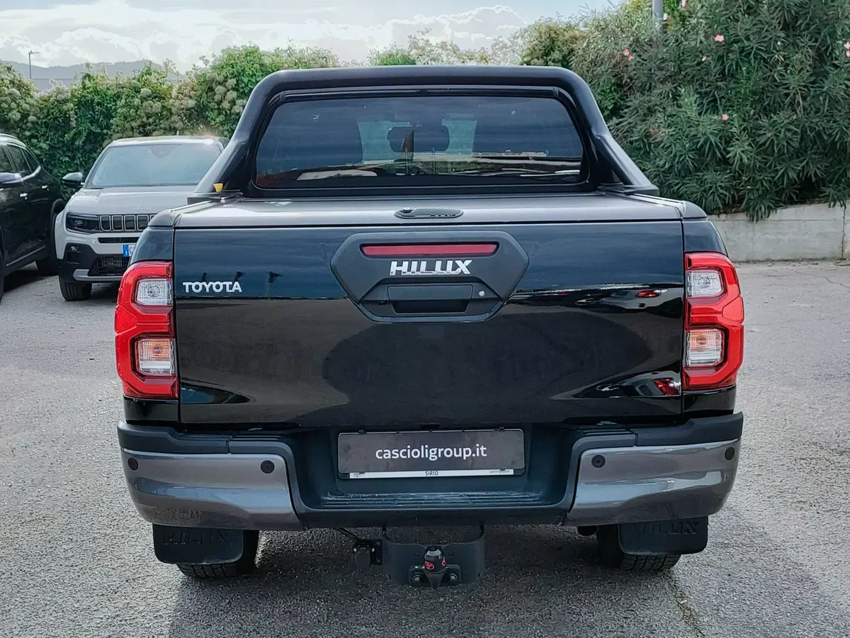 Toyota Hilux usata a Ascoli Piceno (4)
