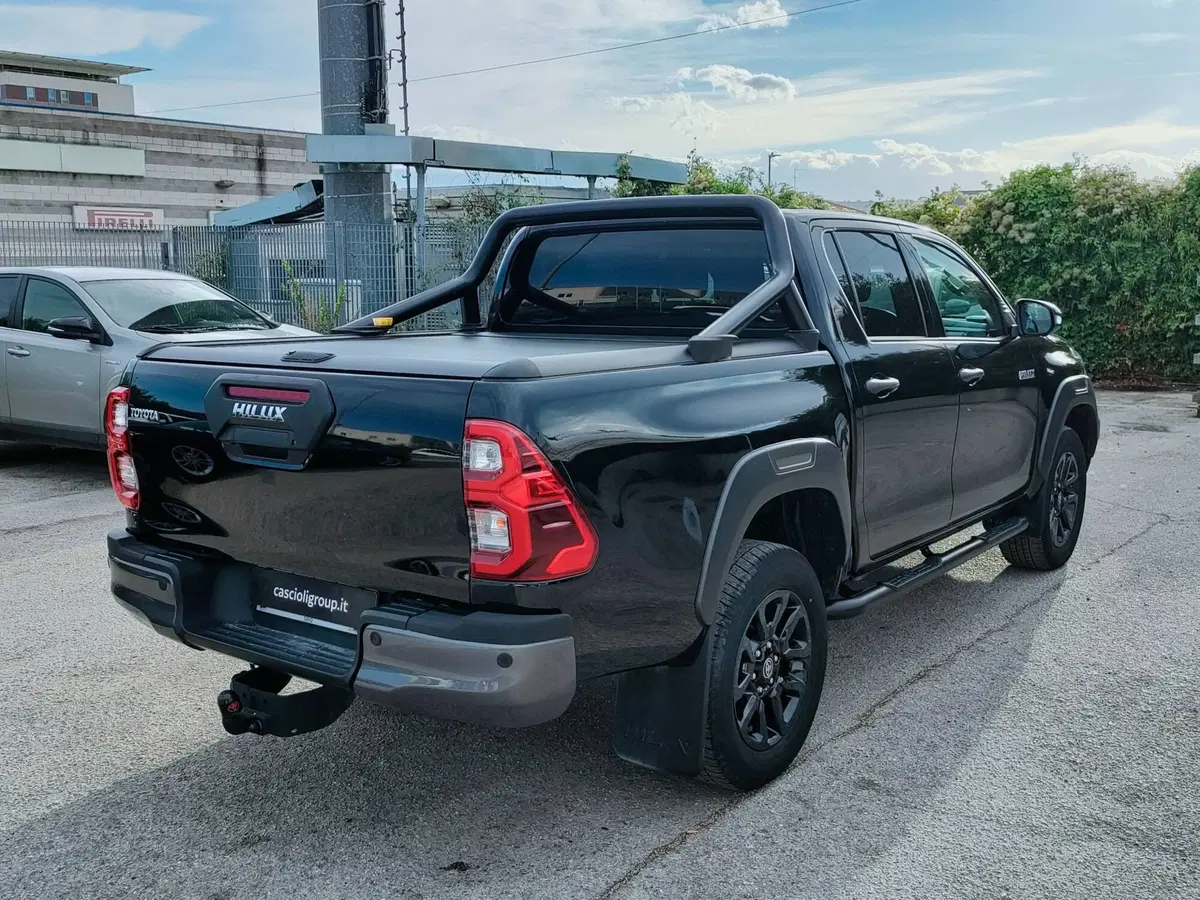 Toyota Hilux usata a Ascoli Piceno (5)