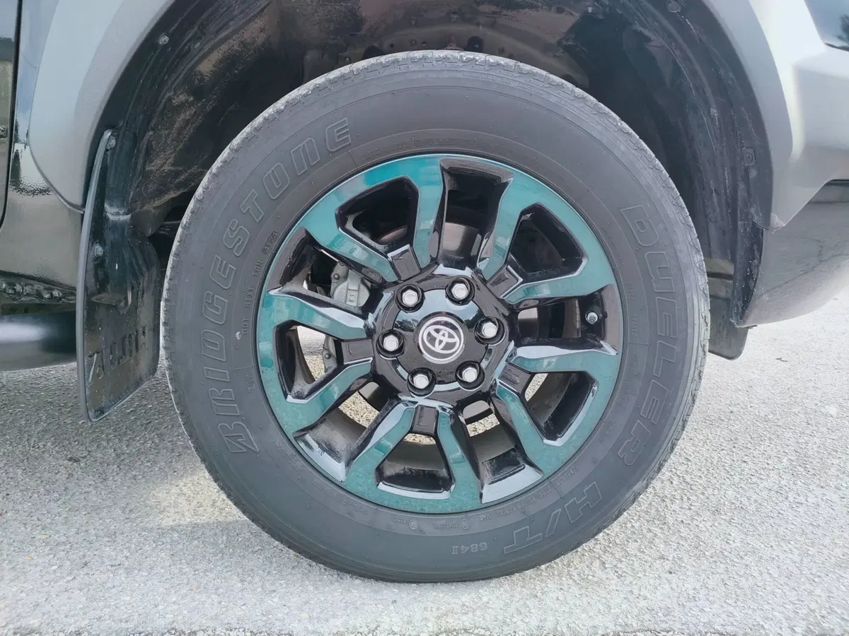 Toyota Hilux usata a Ascoli Piceno (7)