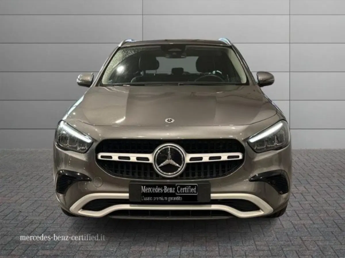 Mercedes-Benz GLA SUV usata a Avellino (3)