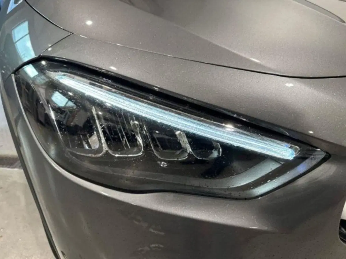 Mercedes-Benz GLA SUV usata a Avellino (7)