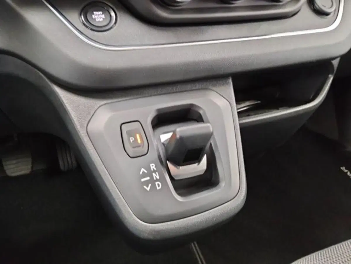 Nissan Primastar usata a Como (19)
