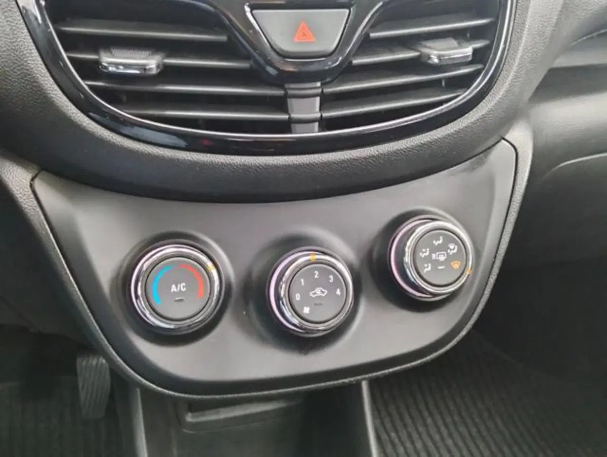 Opel Karl usata a Como (14)