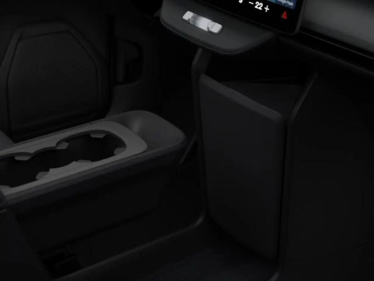 Volvo EX60 nuova a Firenze (14)