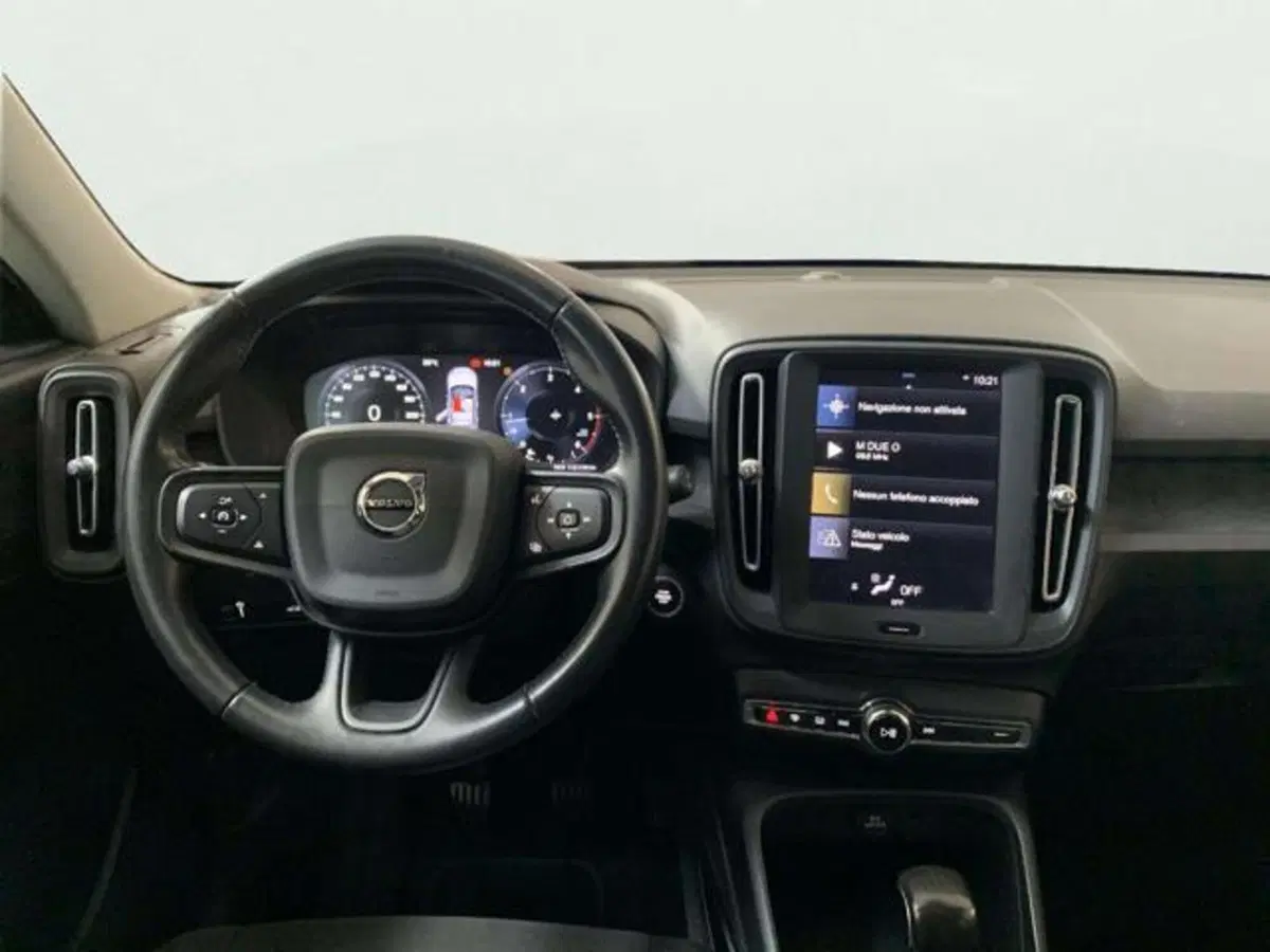 Volvo XC40 usata a Firenze (13)