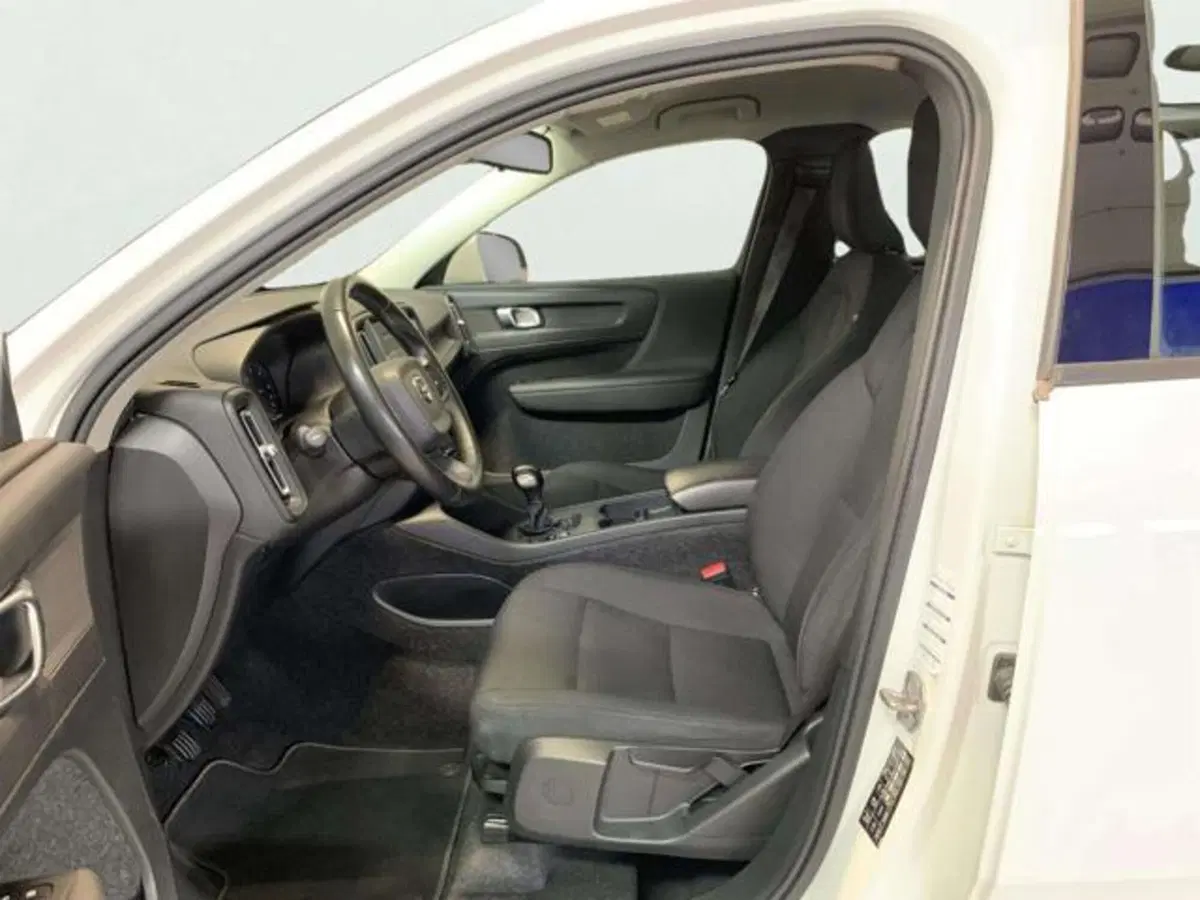 Volvo XC40 usata a Firenze (14)