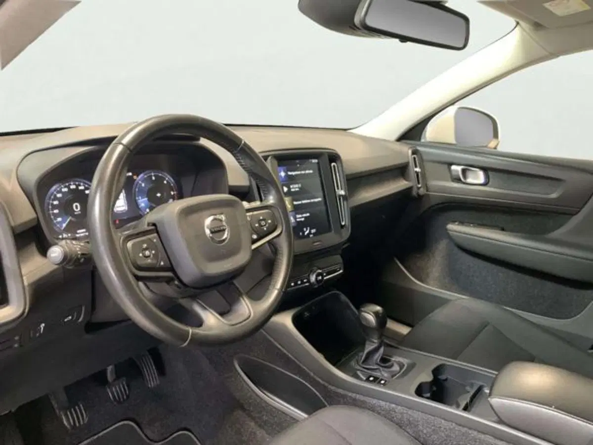 Volvo XC40 usata a Firenze (16)