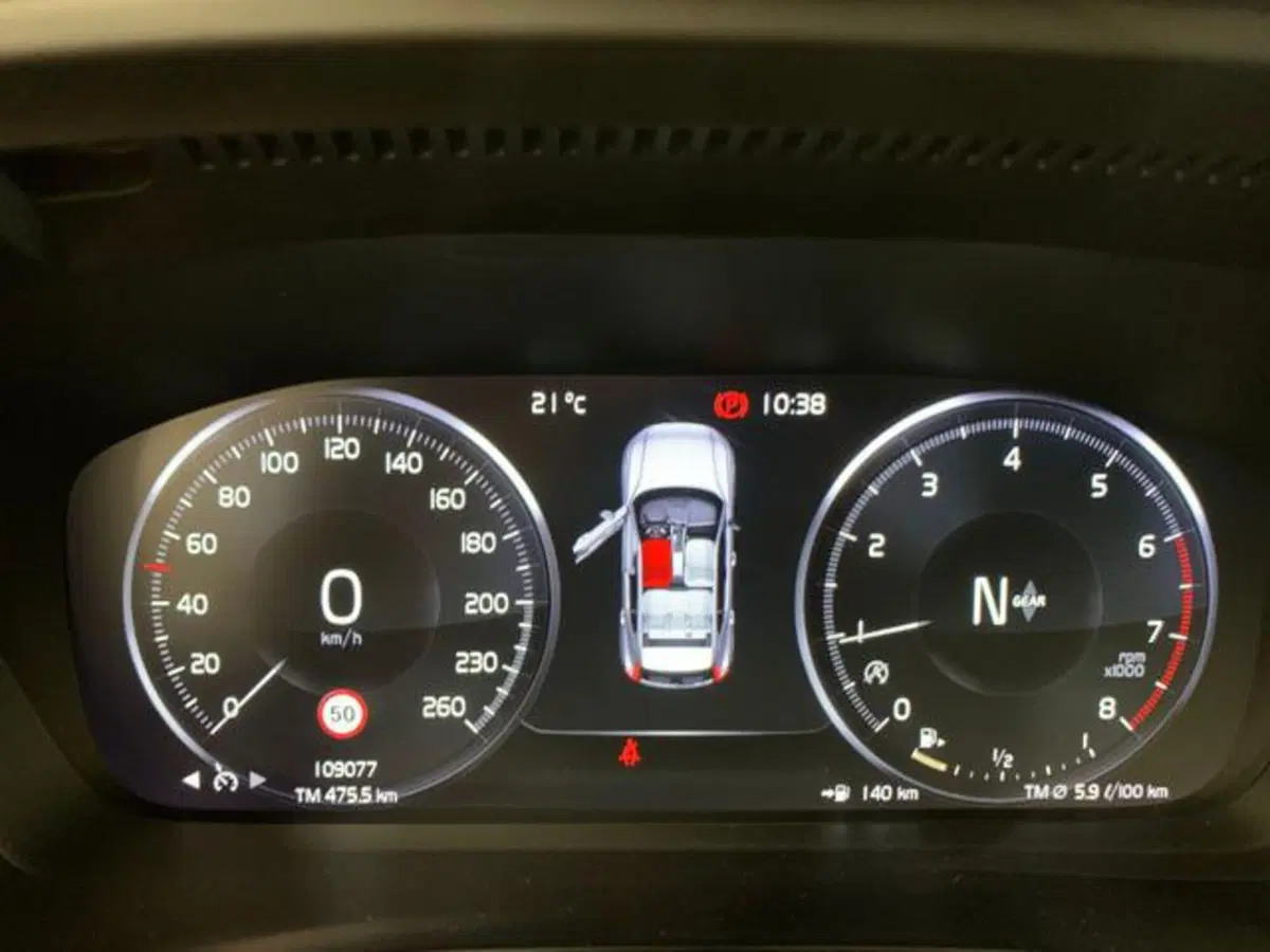 Volvo XC40 usata a Firenze (12)