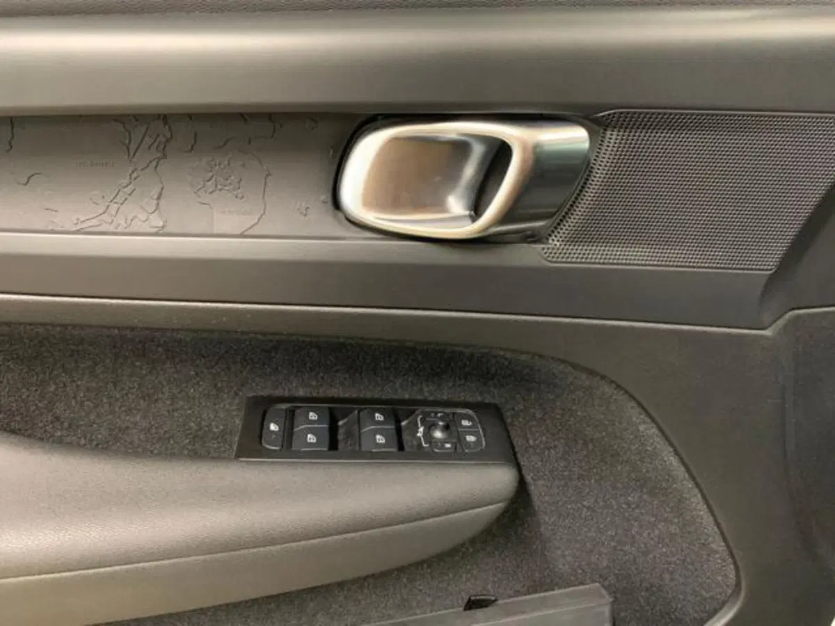 Volvo XC40 usata a Firenze (16)