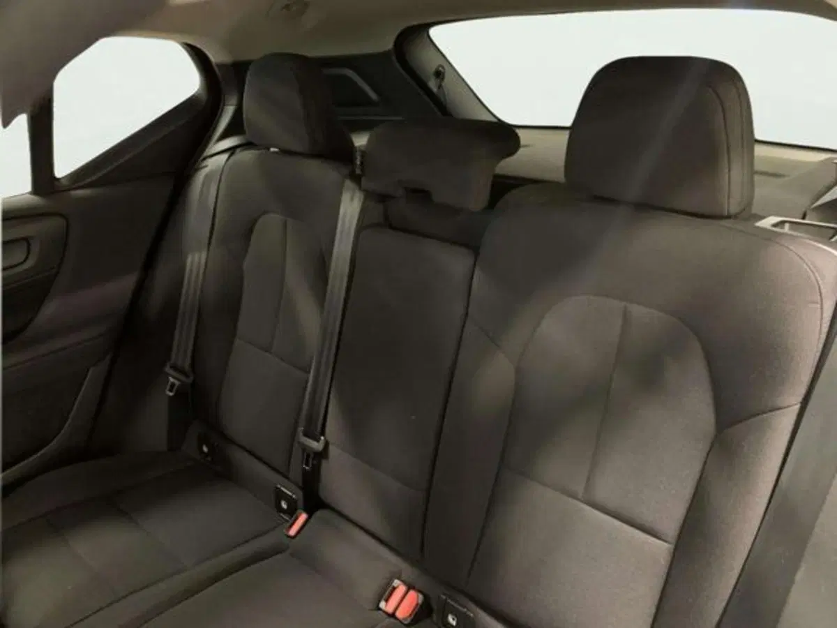 Volvo XC40 usata a Firenze (9)