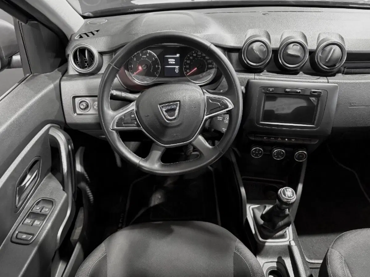 Dacia Duster usata a Firenze (7)
