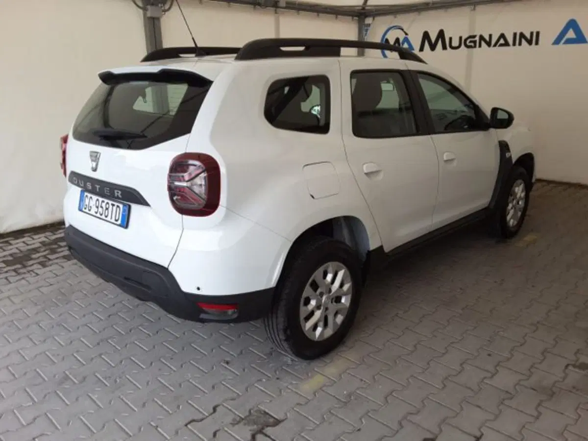 Dacia Duster usata a Firenze (13)