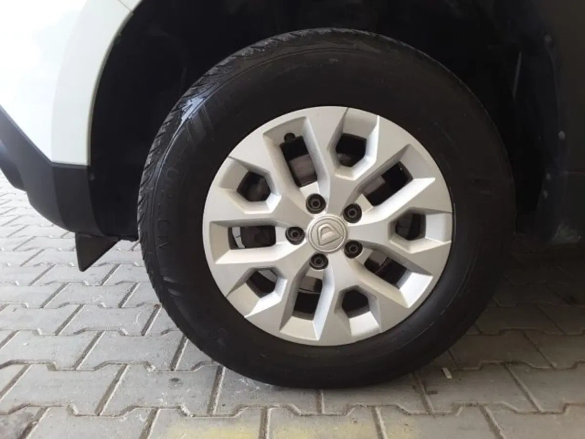 Dacia Duster usata a Firenze (4)
