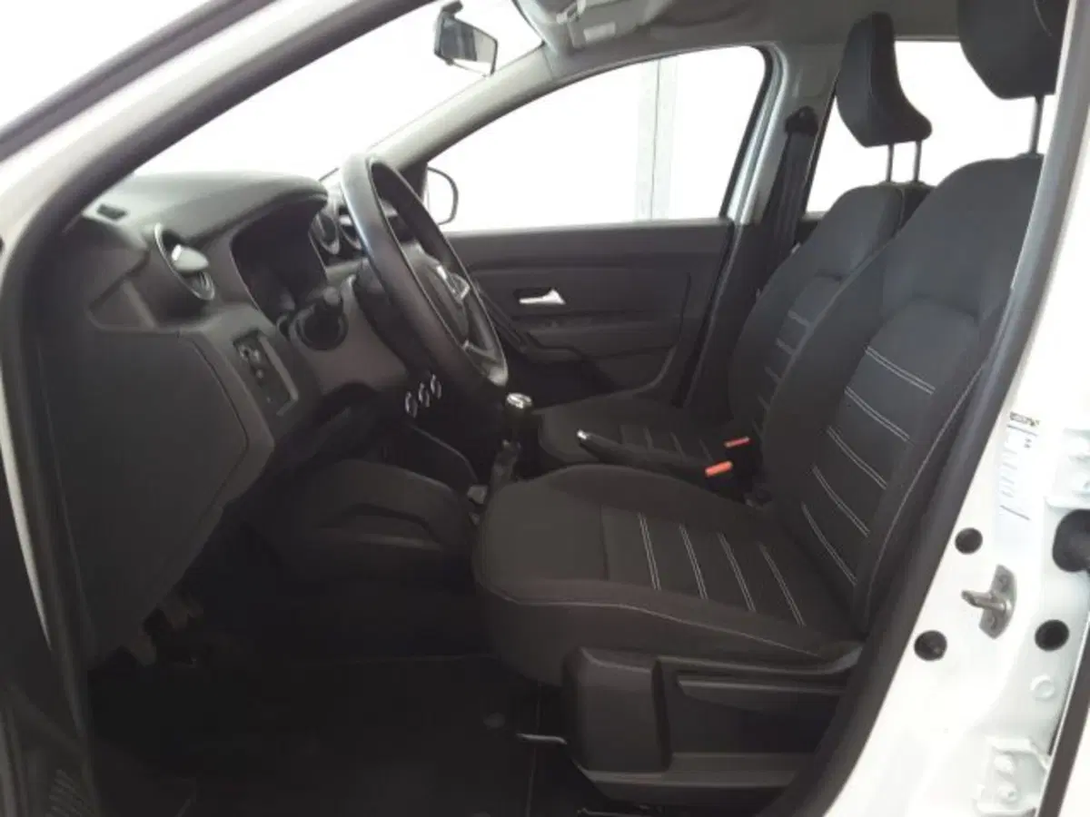 Dacia Duster usata a Firenze (5)
