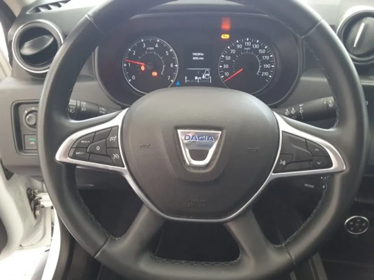 Dacia Duster usata a Firenze (7)