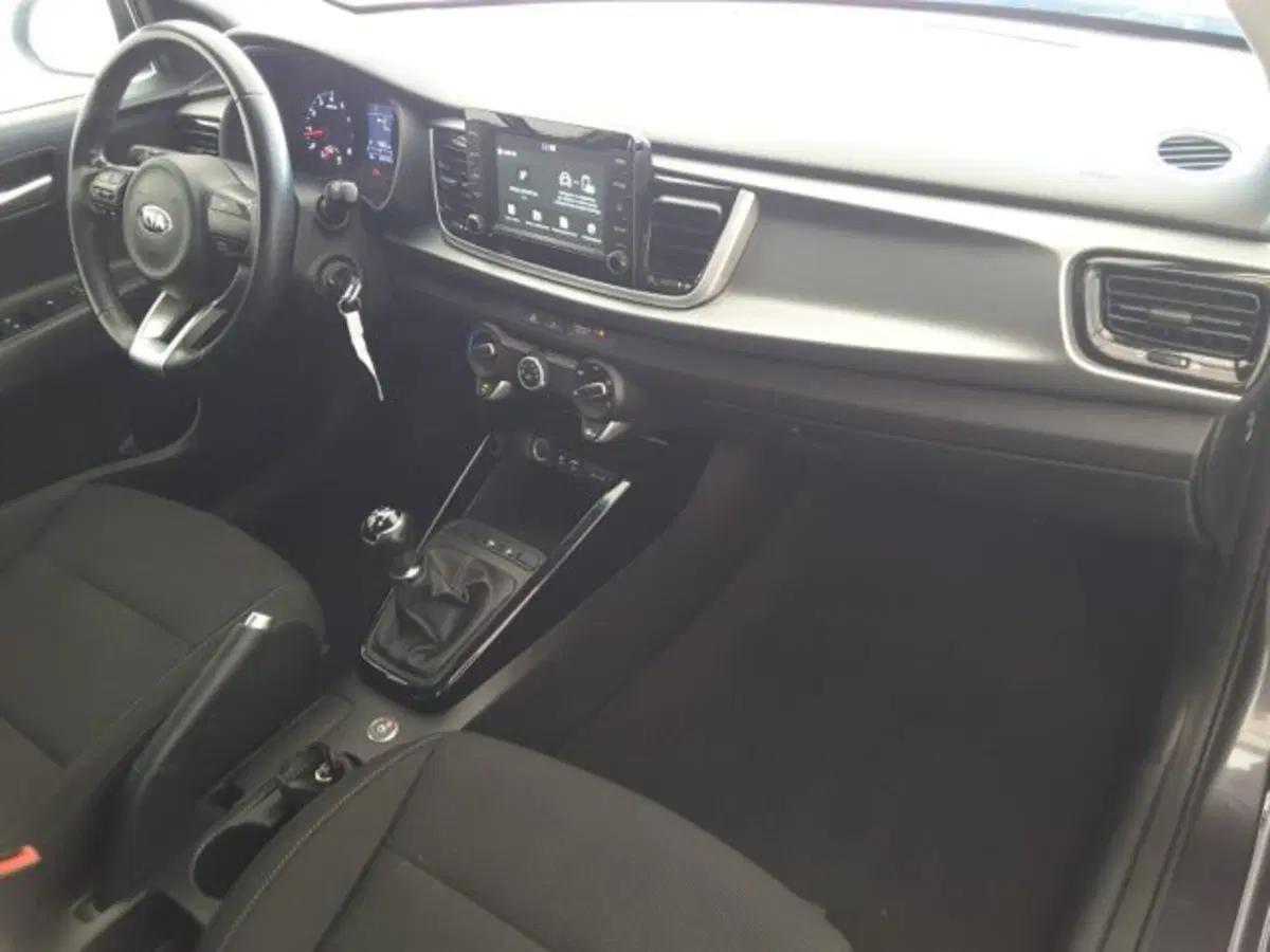 Kia Rio usata a Firenze (10)