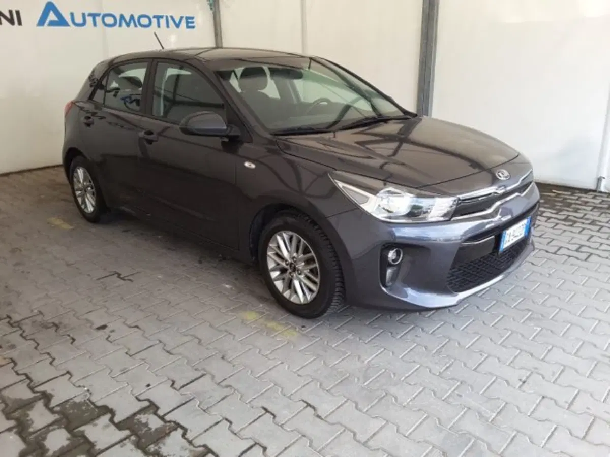 Kia Rio usata a Firenze (2)
