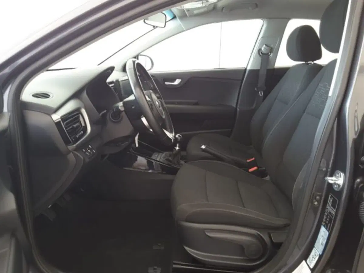 Kia Rio usata a Firenze (5)