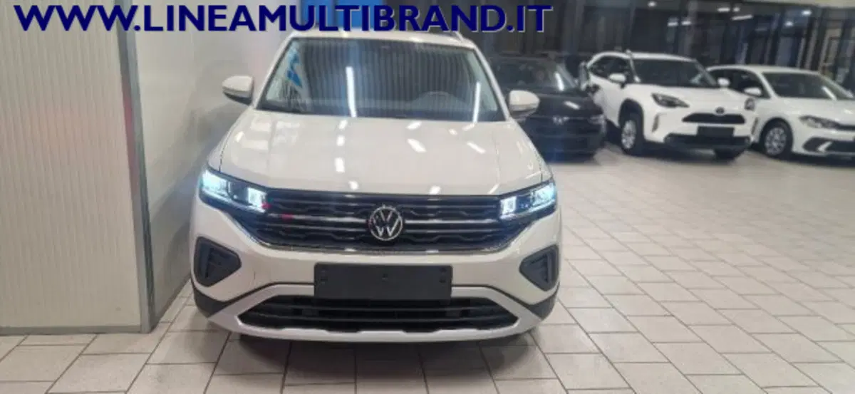 Volkswagen T-Cross usata a Piacenza (18)
