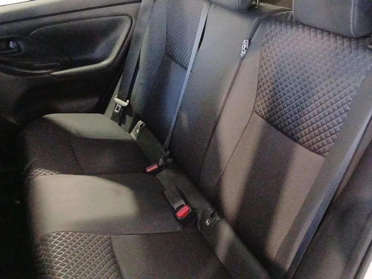 Toyota Yaris usata a Genova (11)