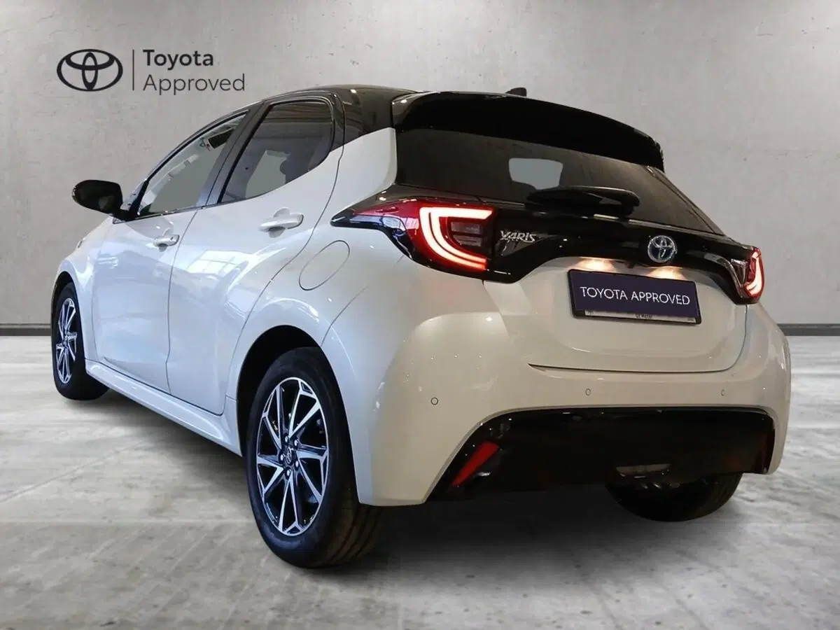 Toyota Yaris usata a Genova (5)