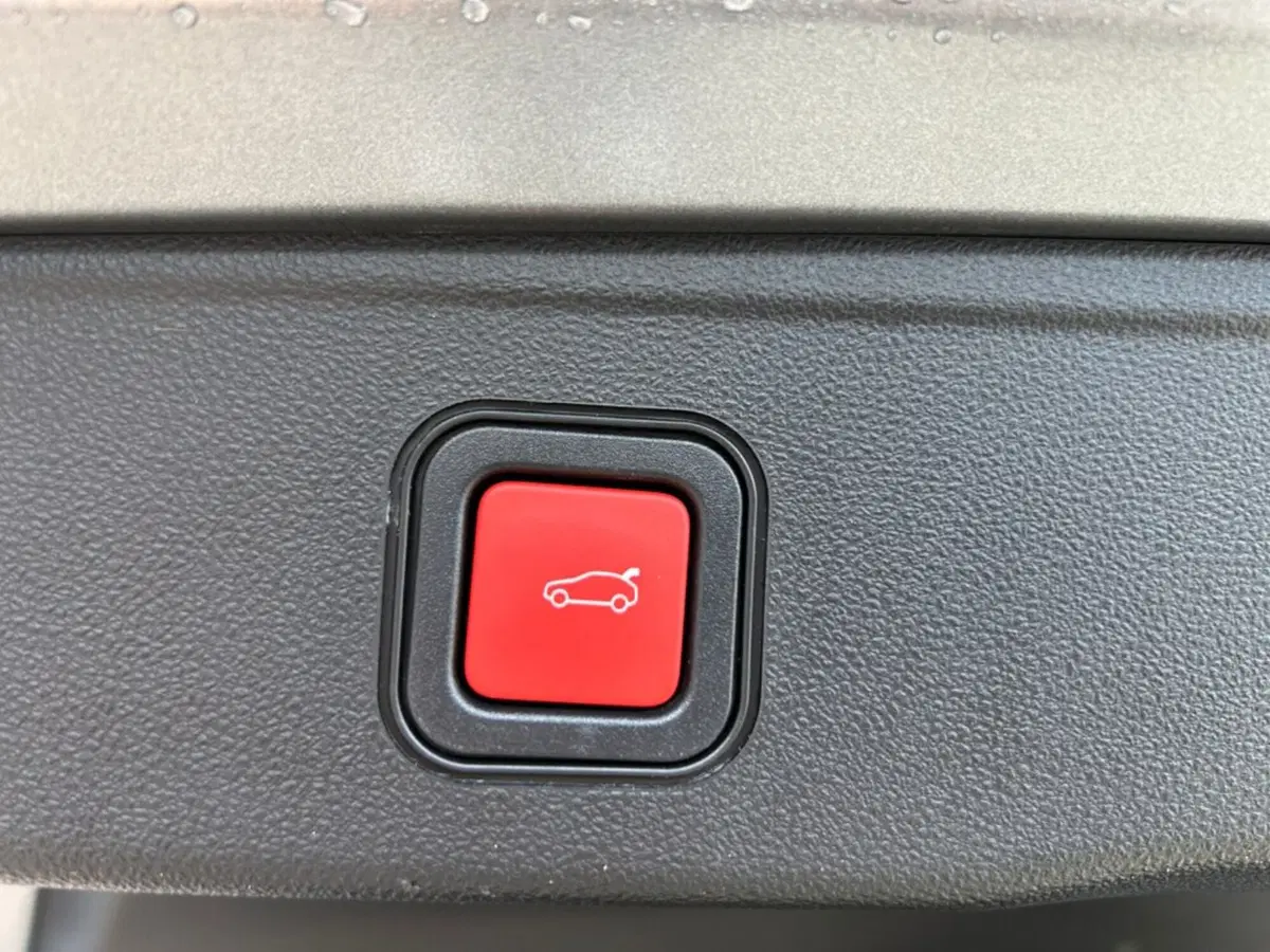 Jeep Avenger usata a Verona (11)