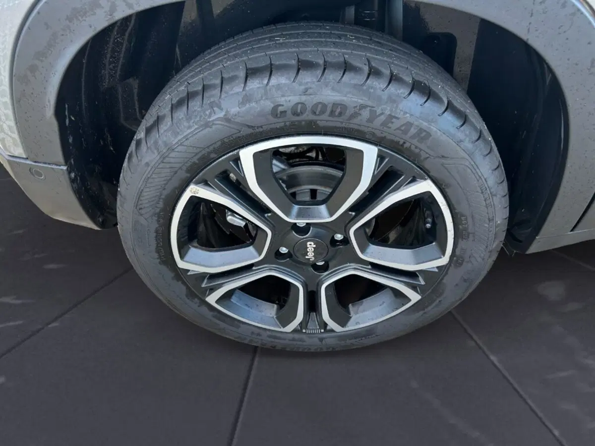 Jeep Avenger usata a Verona (6)