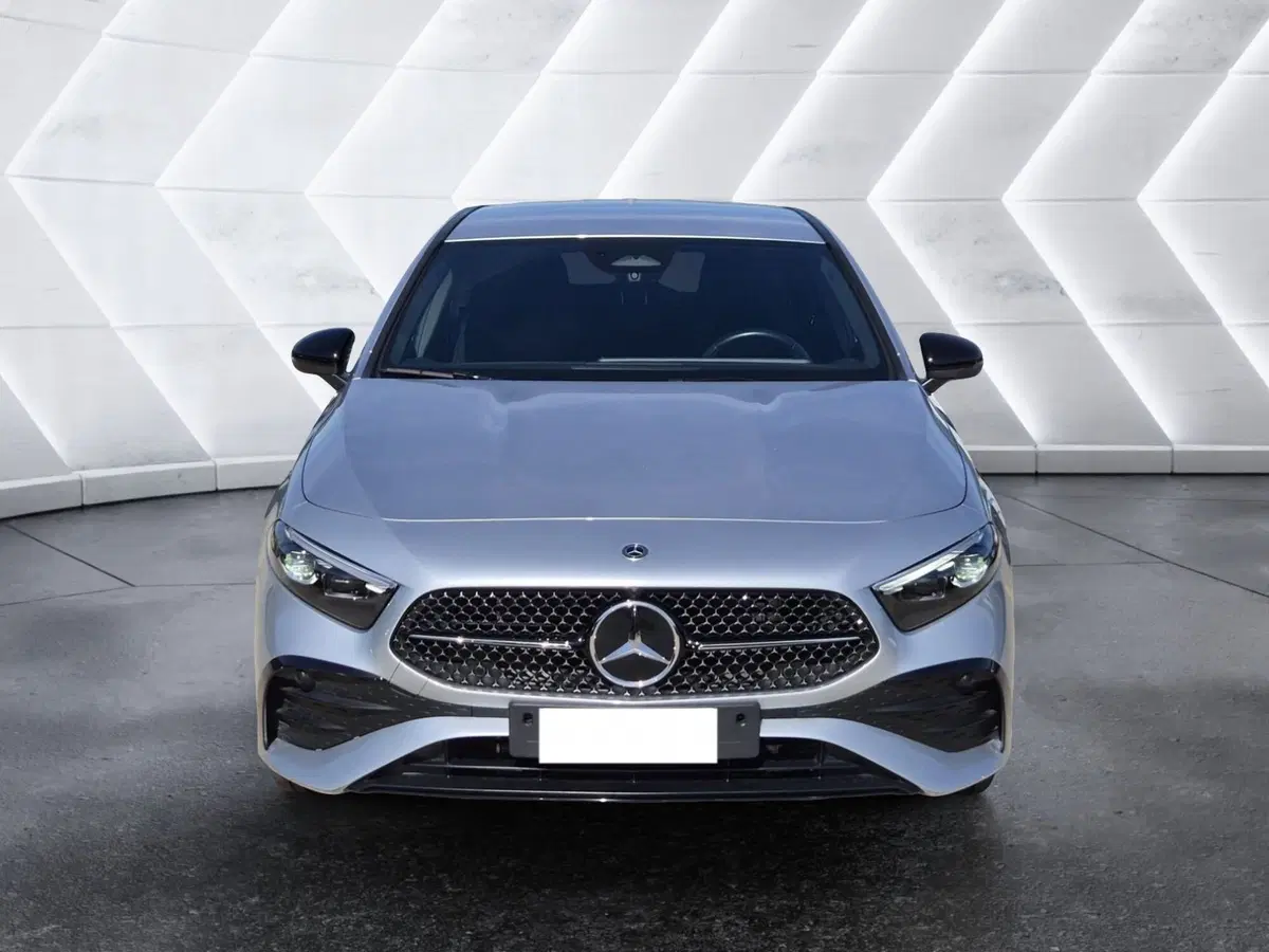 Mercedes-Benz Classe A usata  (2)