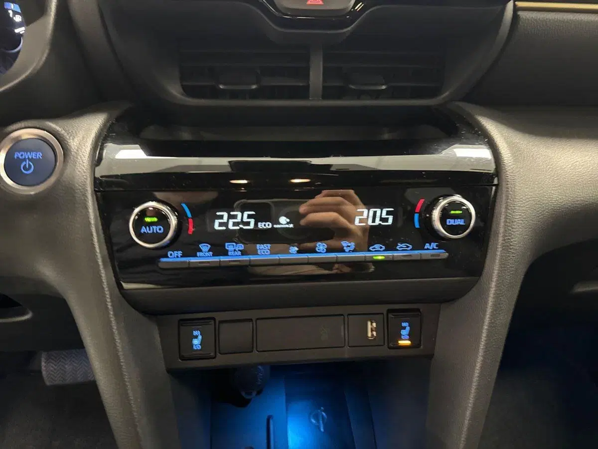 Toyota Yaris Cross usata a Prato (16)