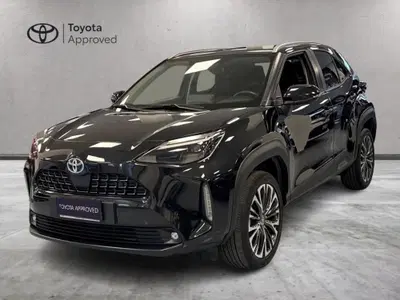 Toyota Yaris Cross 1.5h GR Sport Black Sky fwd 116cv e-cvt del 2022 usata a Prato