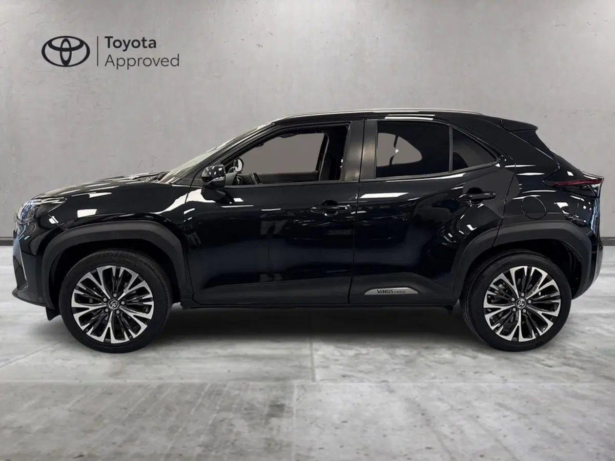Toyota Yaris Cross usata a Prato (3)