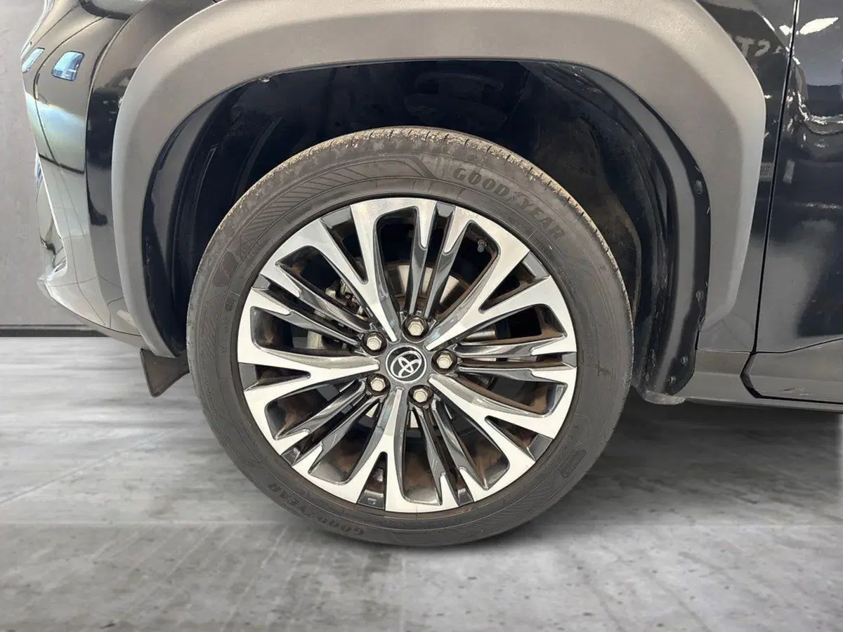Toyota Yaris Cross usata a Prato (9)