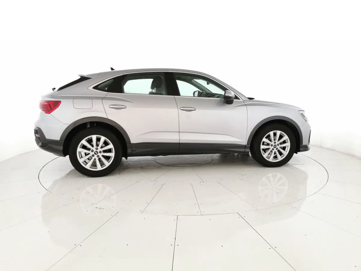 Audi Q3 Sportback usata a Chieti (4)