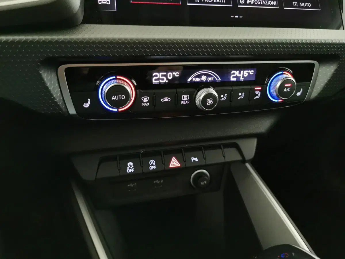 Audi A1 allstreet usata a Chieti (8)