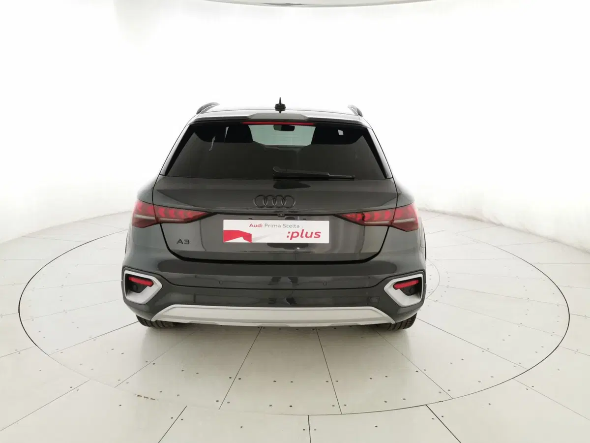 Audi A3 allstreet usata a Chieti (9)