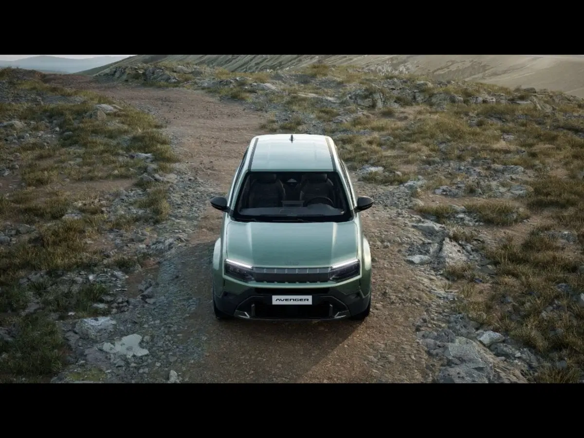 Jeep Avenger nuova a Livorno (3)