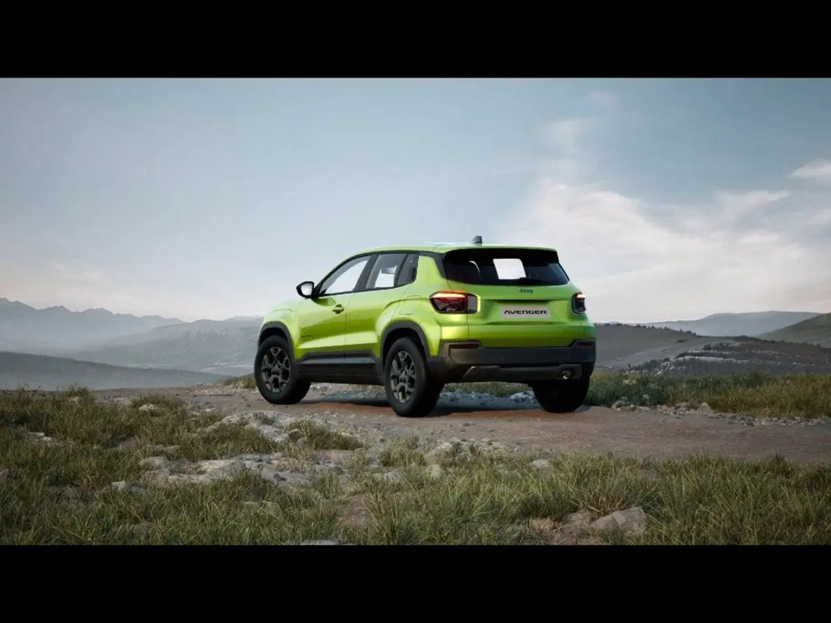 Jeep Avenger nuova a Livorno (2)