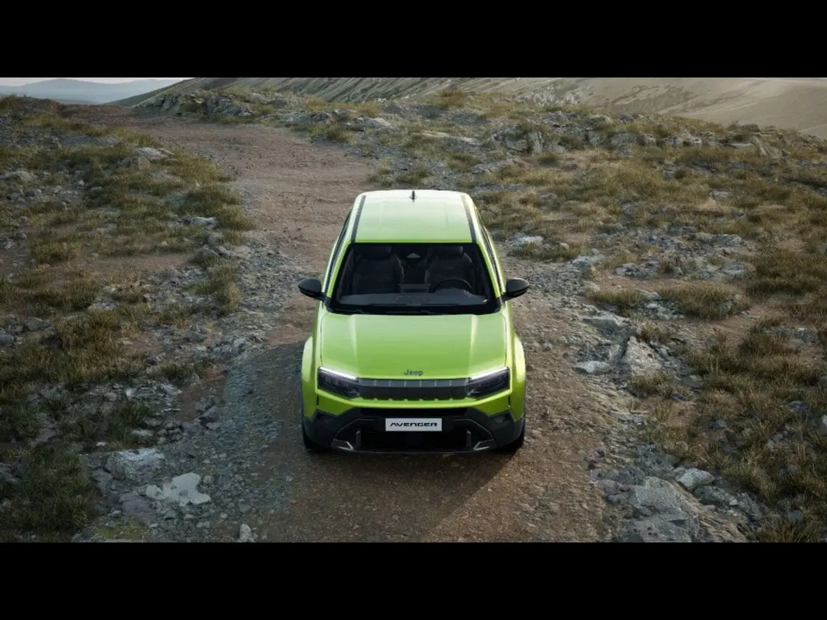 Jeep Avenger nuova a Livorno (3)