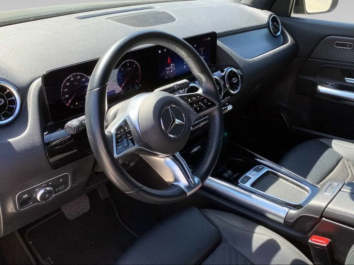 Mercedes-Benz GLA SUV usata a Firenze (13)
