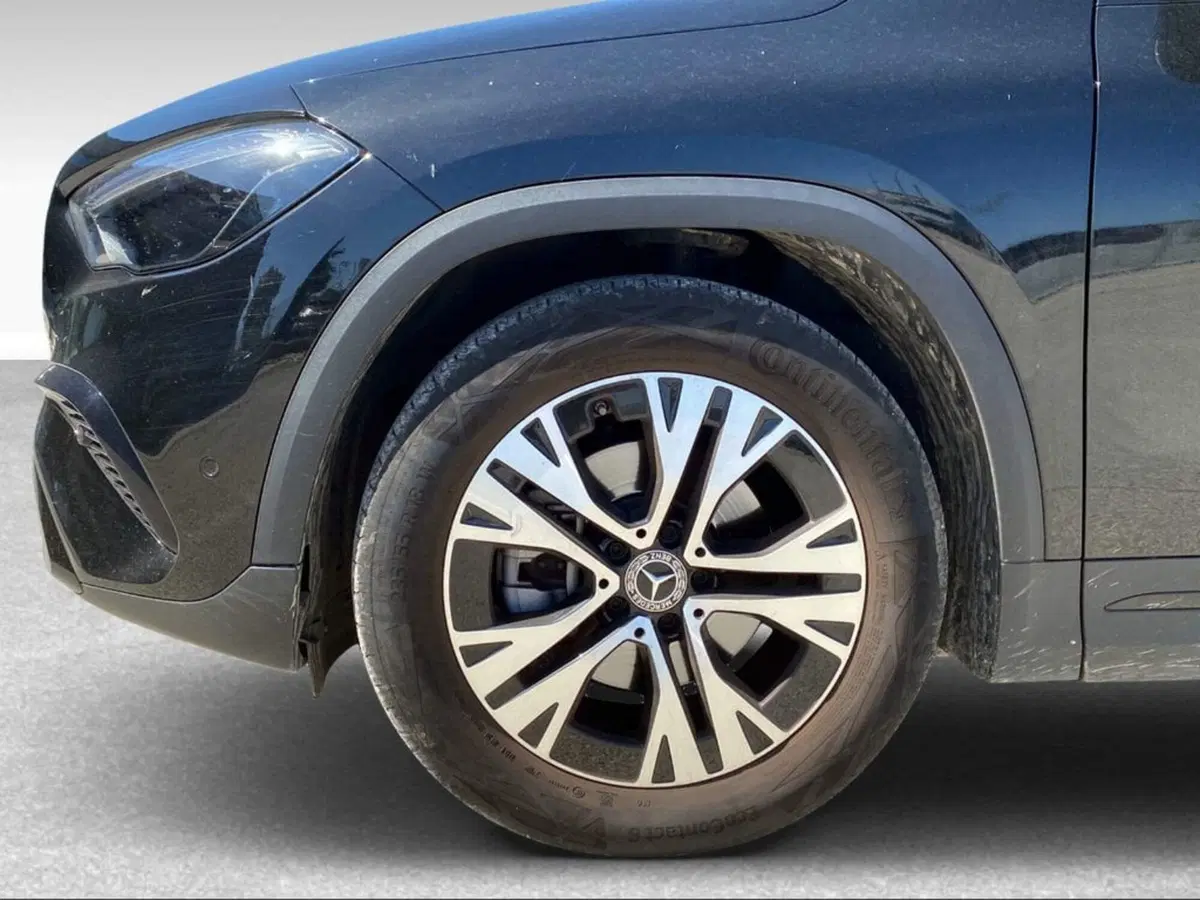 Mercedes-Benz GLA SUV usata a Firenze (15)